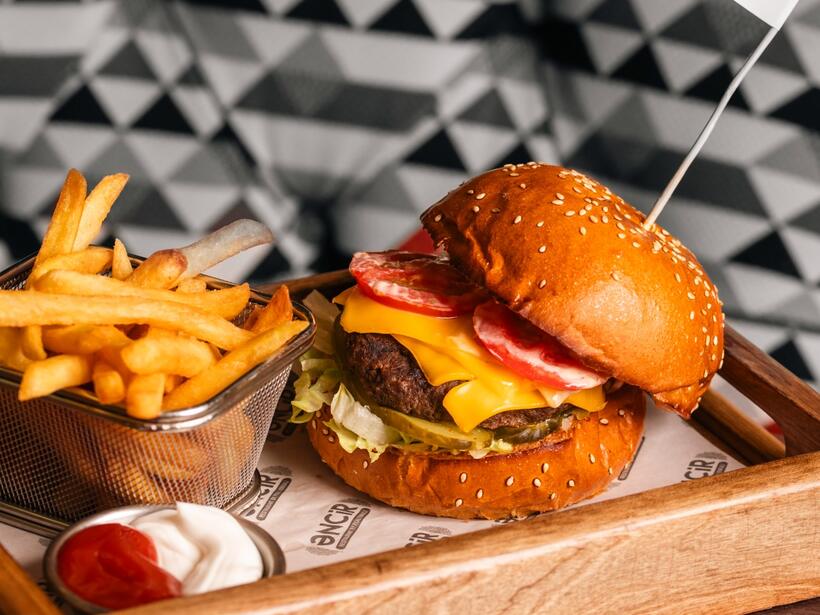 Əncir Burger — Əncir Restaurant