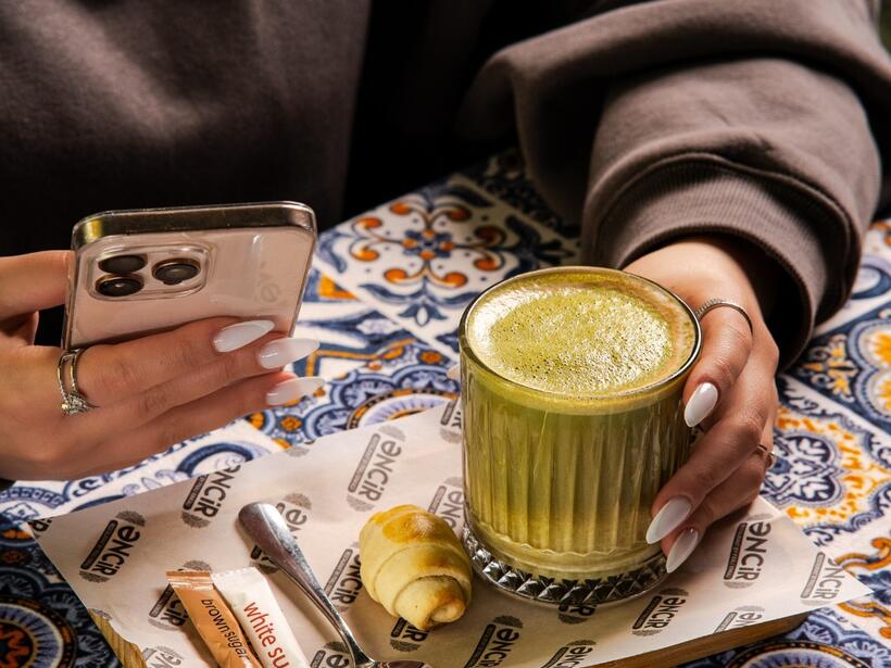 Matcha latte — Əncir Restaurant